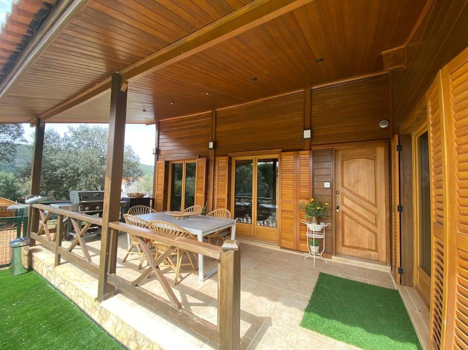 Wooden House Villa Minde Esterno foto